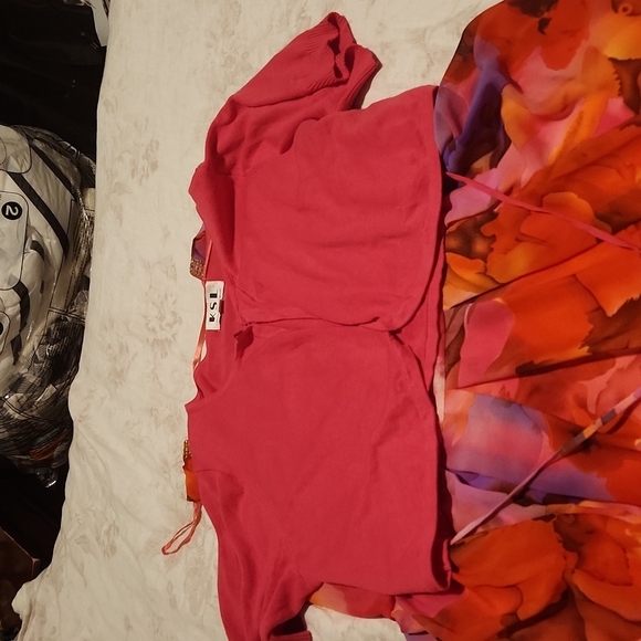 2 piece 22W multi color pleated dress with gold accents shrug 2X - Picture 5 of 7